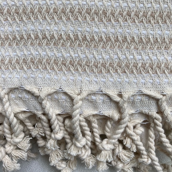 Bath, Beach,Sauna, Turkish Cotton Towel, Large, NWOT, Beige, Off White, Fringes - Picture 2 of 4